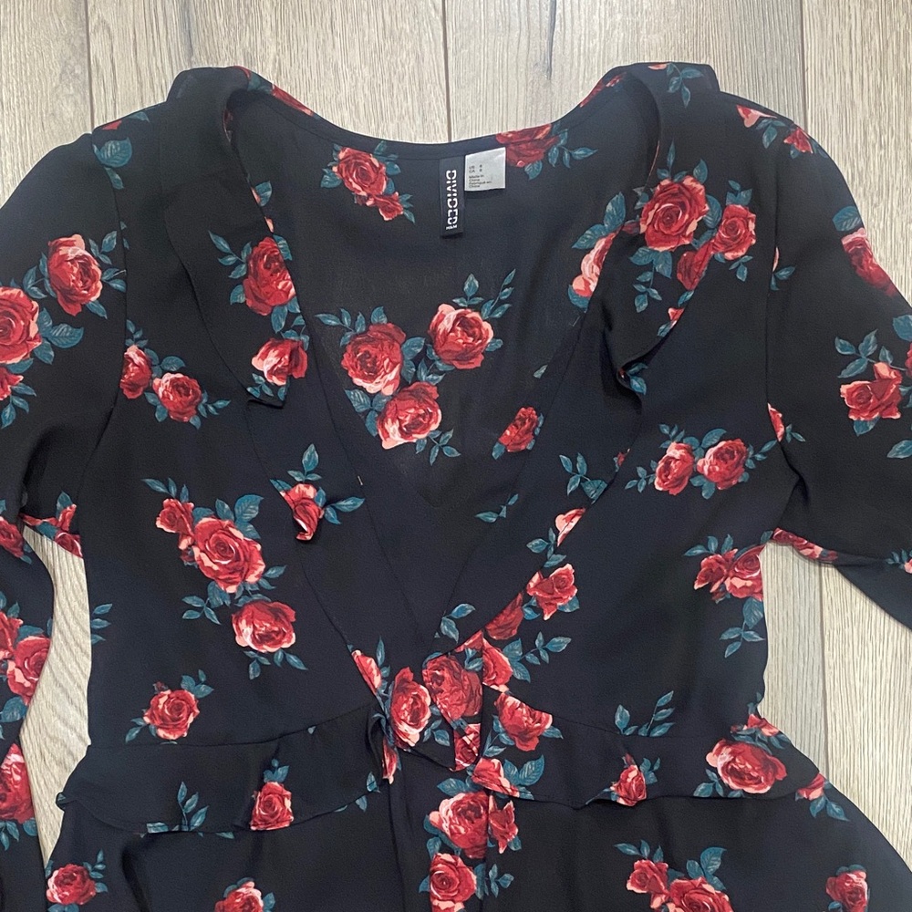 H&M Black Blouse with Red Floral Pattern - Picture 4 of 4